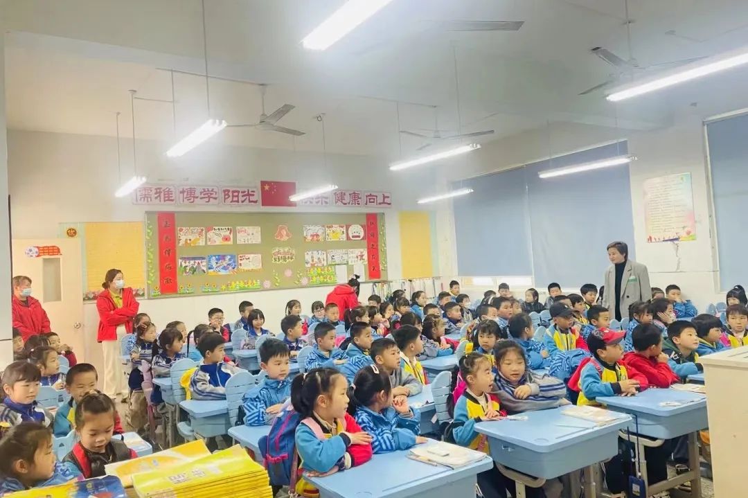 【幼小衔接】 成长初体验 筑梦新印象 ——记幼儿园参观小学活动插图18